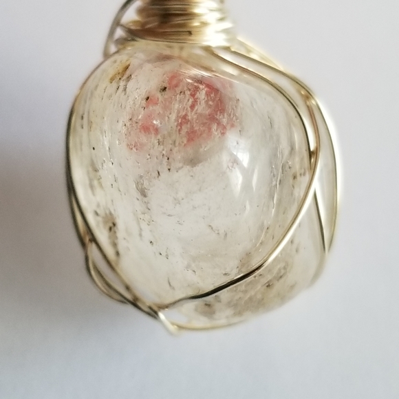 Handmade wire wrapped pendant clear stone with inclusions silver tone - Picture 11 of 16
